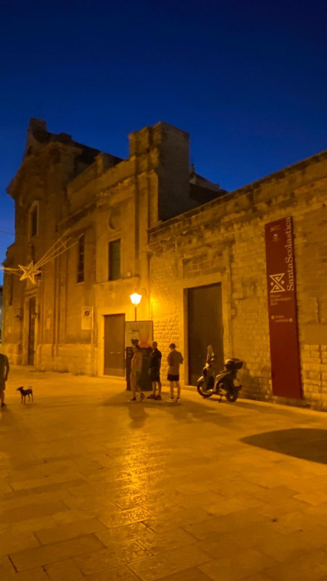 Arco Vanese Μπάρι Εξωτερικό φωτογραφία